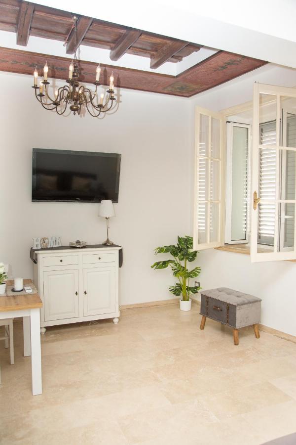 רומא Casa Vacanza Colosseo 2 מראה חיצוני תמונה