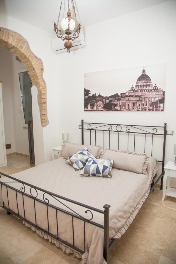 רומא Casa Vacanza Colosseo 2 מראה חיצוני תמונה